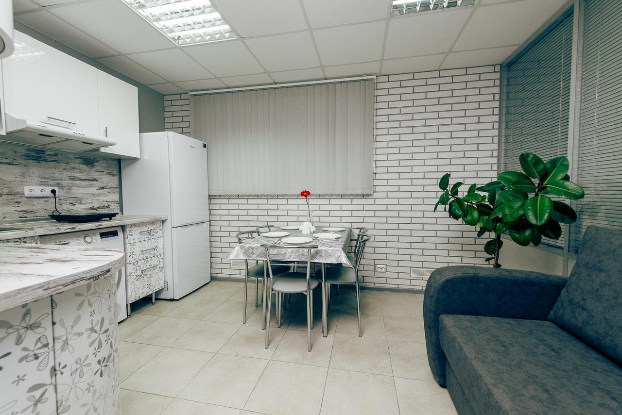 Tenistiy Hostel Одеса Екстериор снимка
