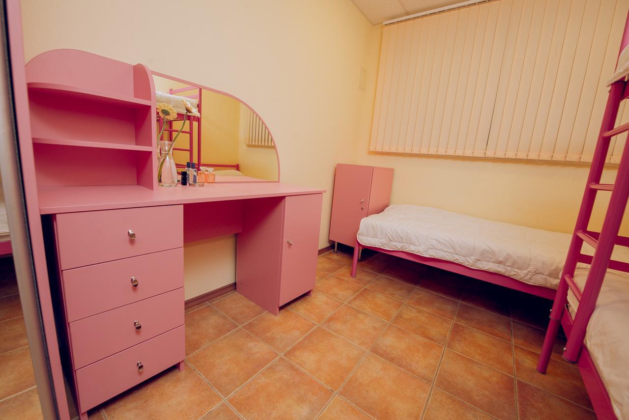 Tenistiy Hostel Одеса Екстериор снимка